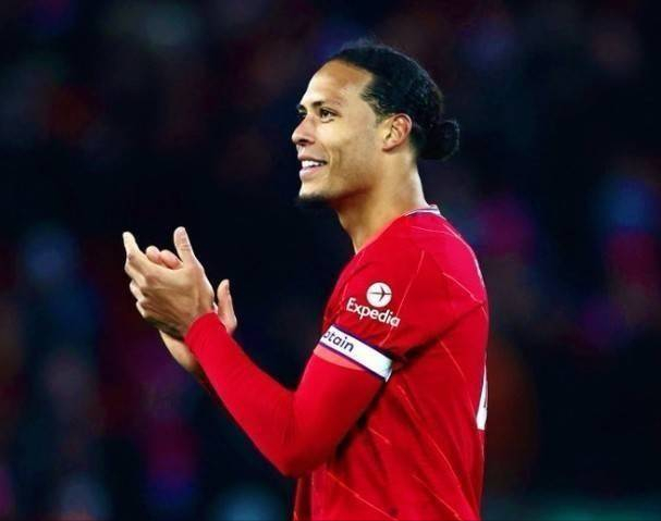 电讯报：切尔西完成对加纳乔的背调后，对他的性格并不担心（电讯报：切尔西核查加纳乔背景后，认为其性格无虞）