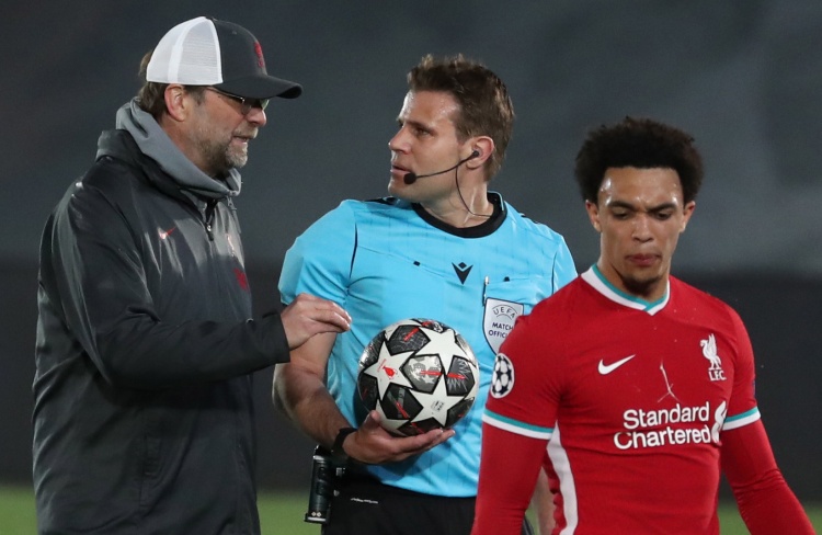 阿斯：利物浦拜仁领跑格伊争夺战，皇马因其高薪高签字费退出（阿斯：格伊争夺战利物浦、拜仁占优，皇马因薪资与签字费要求过高退出）