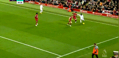 经纪人：那不勒斯今夏也有意博尼，但奥西利奥起了决定性作用（经纪人：那不勒斯夏窗同样有意博尼，奥西利奥起到关键作用）