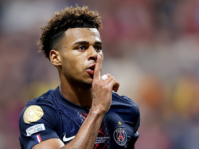 希罗半场砍20分，热火三分命中率21.1%，独行侠超5成（希罗半场20分，热火三分仅21.1%，独行侠命中率超五成）