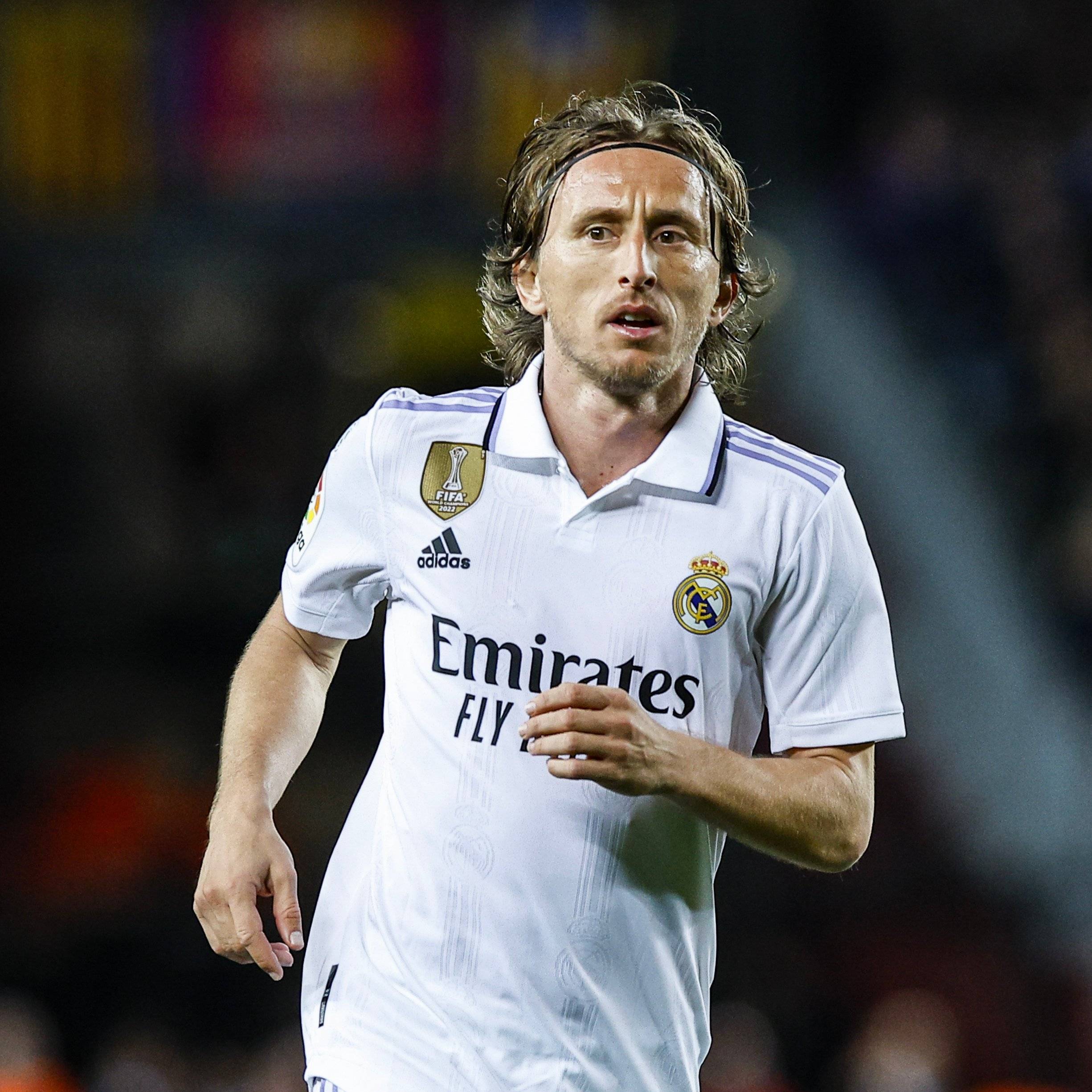 本轮欧冠英超球队5胜1平只有蓝军没赢，西甲5队只有马竞赢球（欧冠本轮英超交出5胜1平，唯独切尔西未取胜；西甲五队仅马竞告捷）