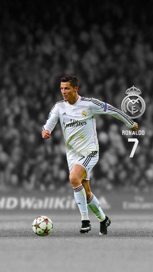 足球国足球员海外首发，发挥稳定（国脚海外联赛首发，表现稳健）