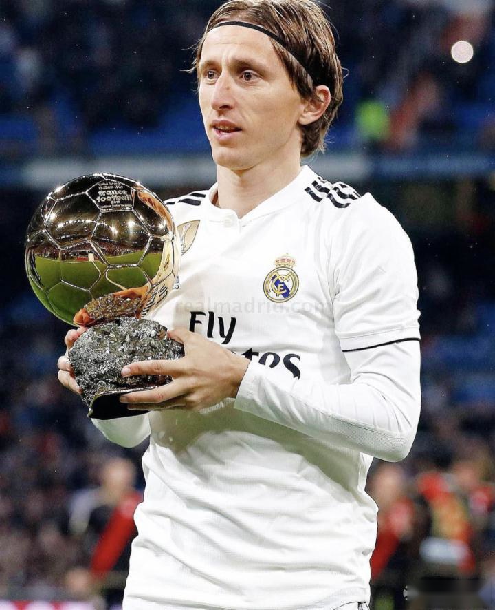 早报：年轻的老炮儿（早报：少年老江湖）